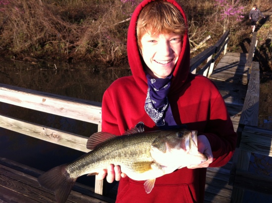 I caught this at a camp with my youthgroup near emporia kansas. 6.6 pounds.