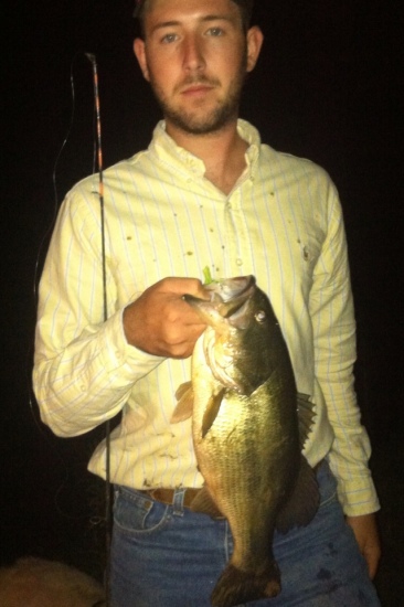Girlfriends farm late one night caught this bad boy don't know how much he weighed be he sure gave a fight.