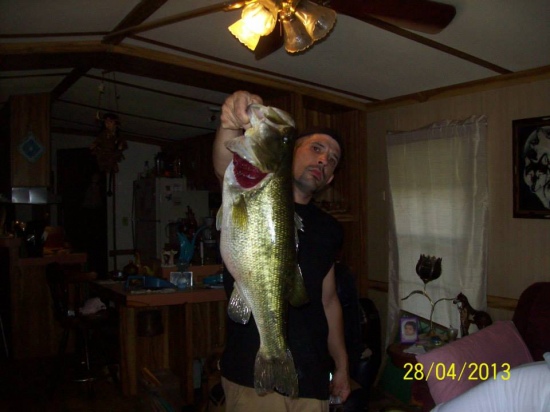 tifton ga didnt weigh but was 29 in long and the date on photo is not correct