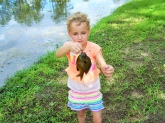 My 6yr old daughter Elizabeth with a nice Perch caught on the July 4th weekend in Plantersville, Tx. She loves to fish