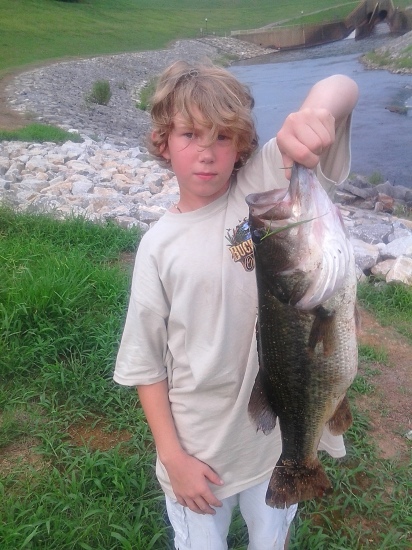 Ethan caught this nice 6 pounder at Lake Enid, Ms. on an old do-nothin' worm.