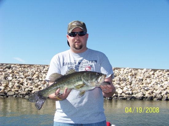 6lb Large mouth.  Caught at Fayette County.