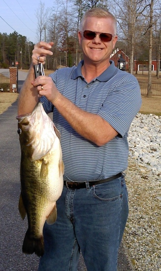 11lbs 2ozs caught in a pond in Alabama on a 200 series Bandit bluegill colored