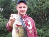 I caught this 8.9 lb smallmouth bass at nickajack lake in Tennessee on 4-5-09 it was 24